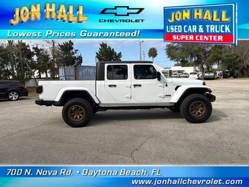 Used 2023 Jeep Gladiator Sport image 19