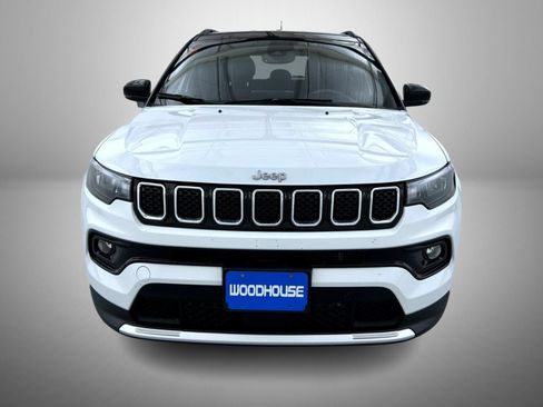 Certified 2024 Jeep Compass Limited AWD/4WD image 2