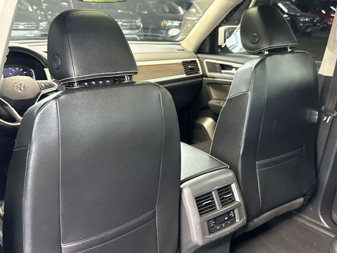 Used 2022 Volkswagen Atlas SE FWD image 22