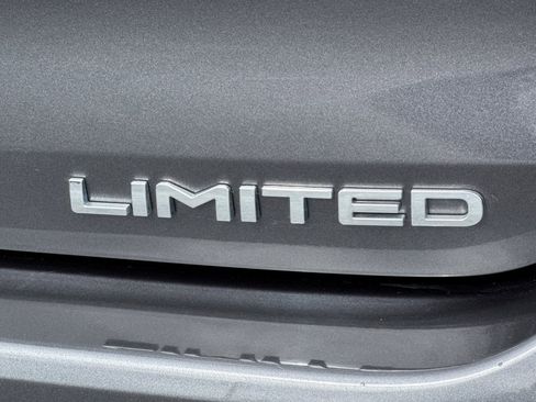 Used 2022 Toyota Highlander Limited image 13