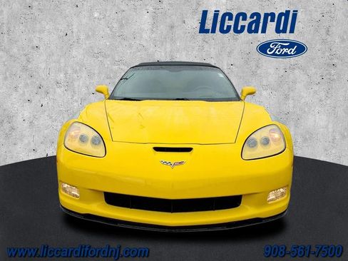 Used 2013 Chevrolet Corvette Grand Sport w/ 4LT Preferred Equipment Group RWD image 2