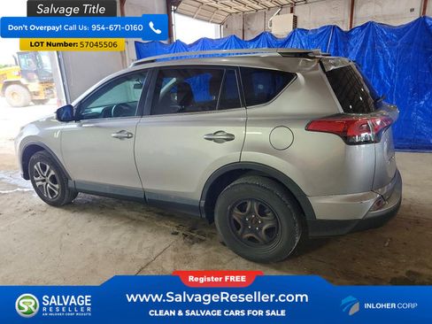 Used 2016 Toyota RAV4 LE AWD/4WD image 3