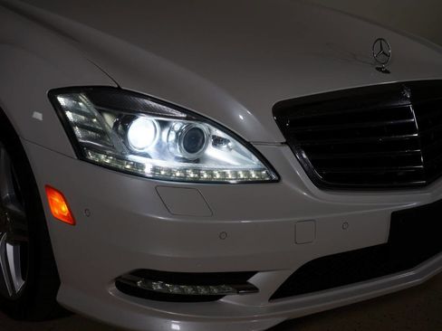 Used 2013 Mercedes-Benz S 550 image 23