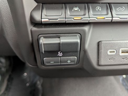 Certified 2024 Chevrolet Silverado 1500 Custom w/ Turbomax Blackout Package image 17