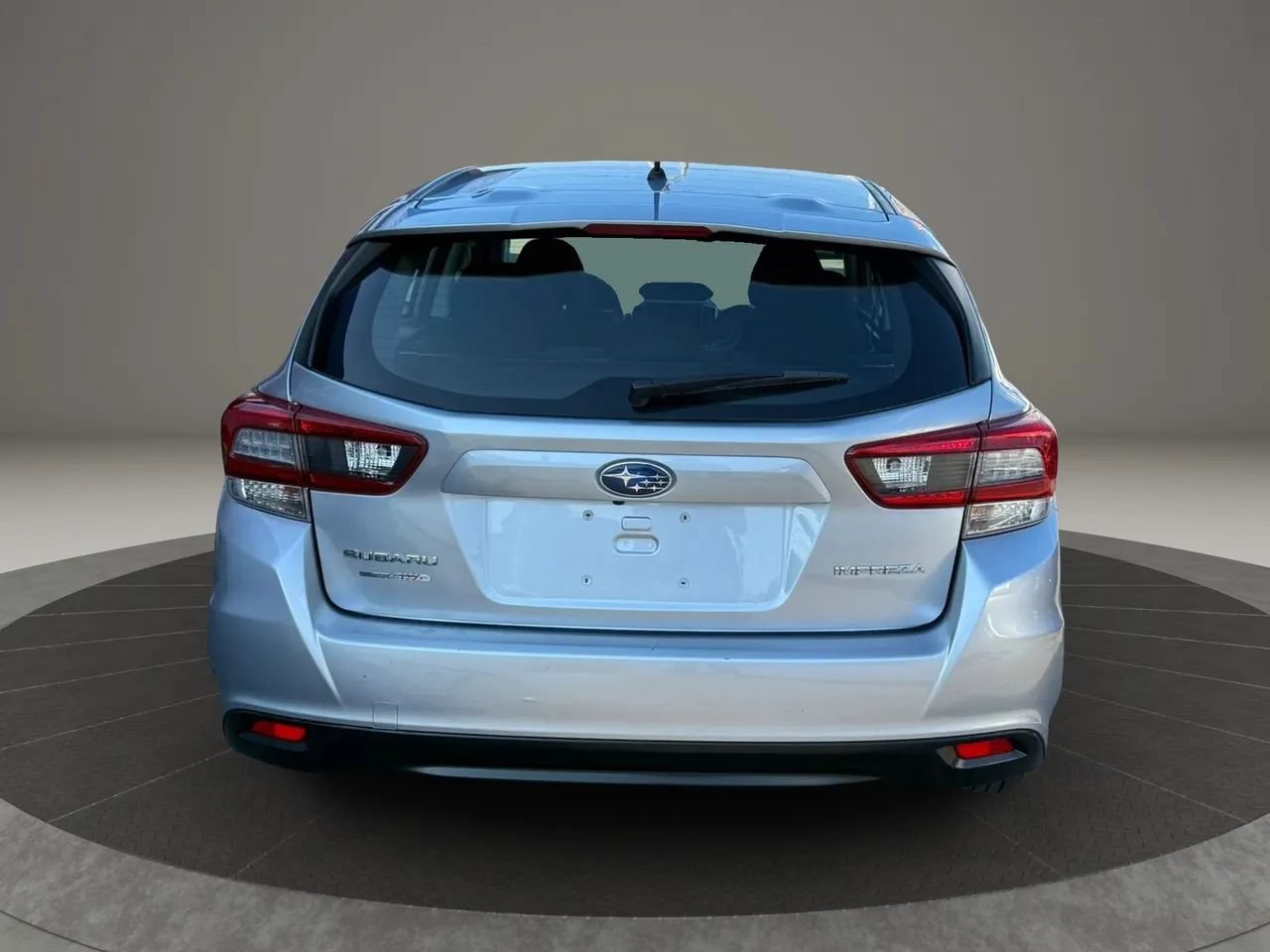 Used 2023 Subaru Impreza 2.0i AWD/4WD image 5