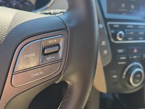 Used 2017 Hyundai Santa Fe Sport AWD/4WD image 24