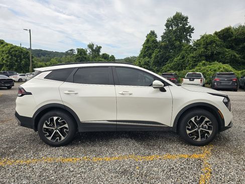 Used 2023 Kia Sportage EX w/ EX Premium Package AWD/4WD image 5