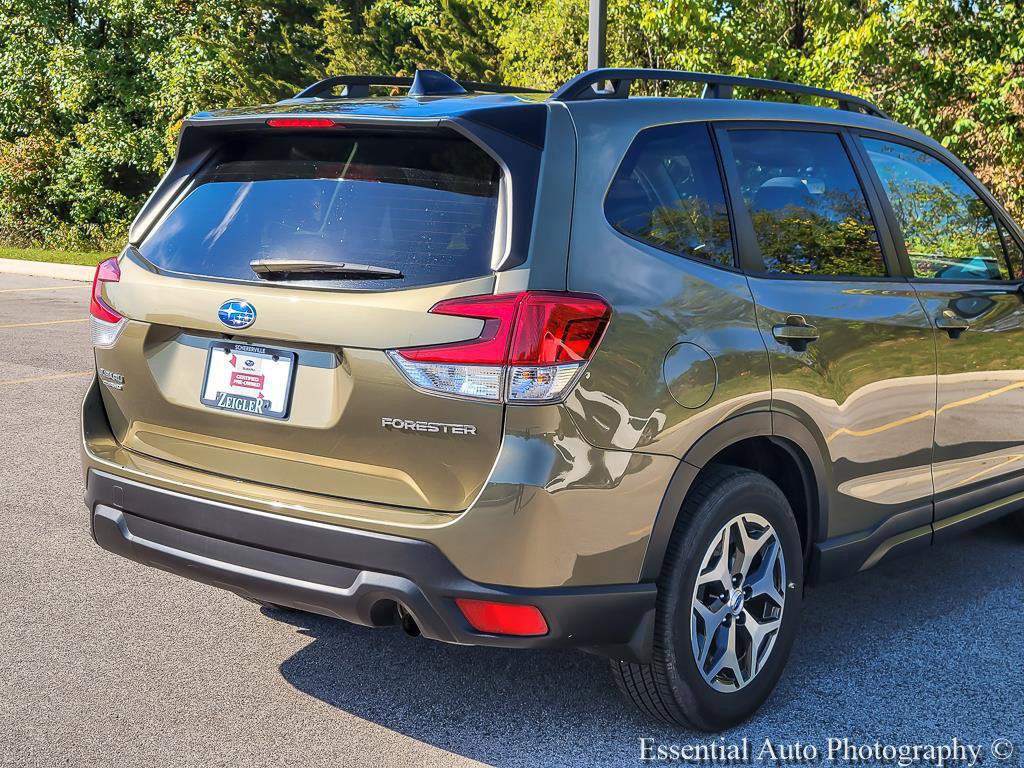 Used 2024 Subaru Forester Premium AWD/4WD image 6