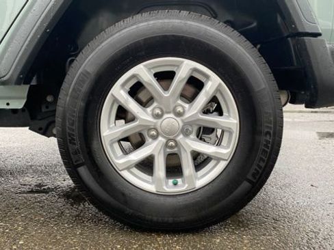 Used 2023 Jeep Wrangler Sport S w/ Cold Weather Group image 11