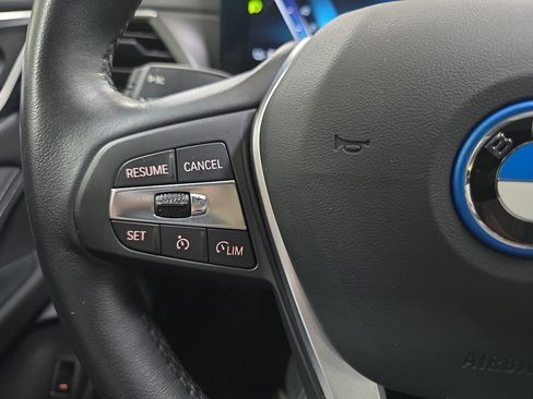 Used 2023 BMW i4 eDrive35 image 20