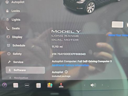 Used 2023 Tesla Model Y Long Range AWD/4WD image 27