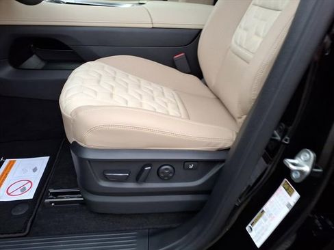 New 2026 Nissan Armada Platinum Reserve image 6