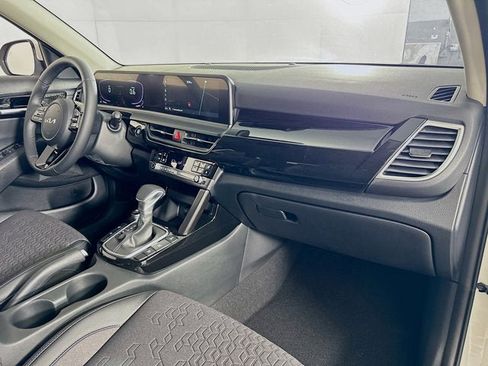 New 2026 Kia Seltos S image 28