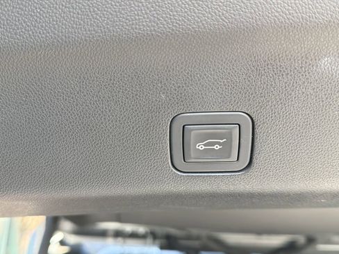 Used 2024 GMC Yukon Denali w/ Max Trailering Package image 19