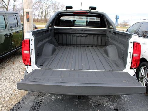 Used 2018 Chevrolet Colorado ZR2 w/ ZR2 Dusk Special Edition image 9