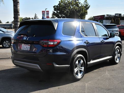 Used 2024 Honda Pilot EX-L image 8
