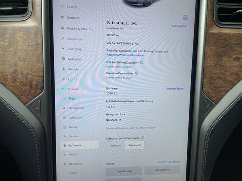 Used 2021 Tesla Model S Long Range Plus image 5