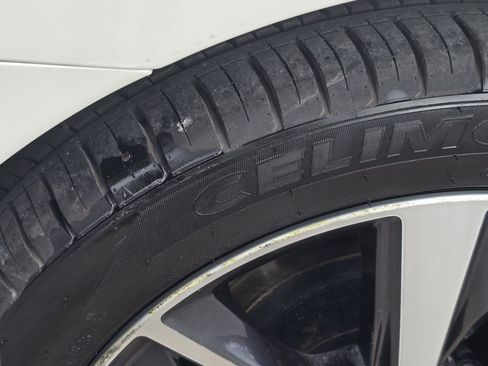 Used 2020 Nissan Maxima 3.5 SV w/ Illumination Package image 32