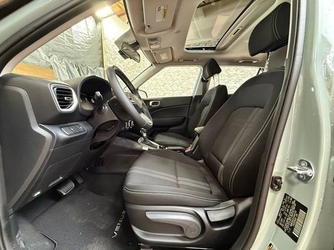 New 2026 Hyundai Venue SEL image 15