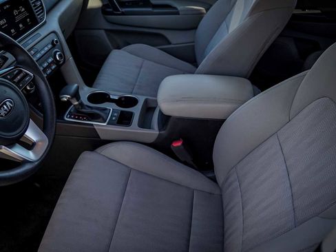 Used 2022 Kia Sportage LX image 10