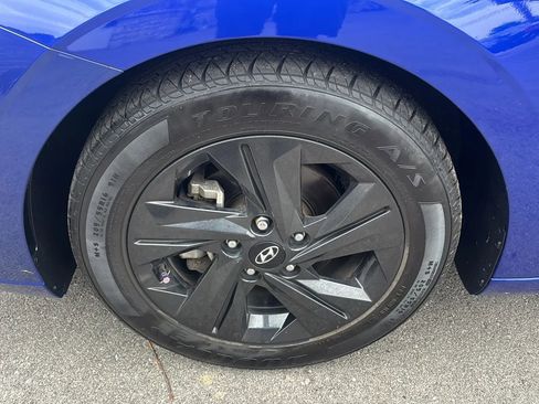 Used 2021 Hyundai Elantra SEL FWD image 41