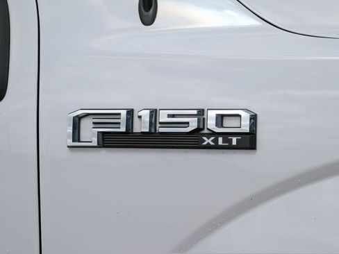 Used 2018 Ford F150 XLT w/ Equipment Group 302A Luxury RWD image 9