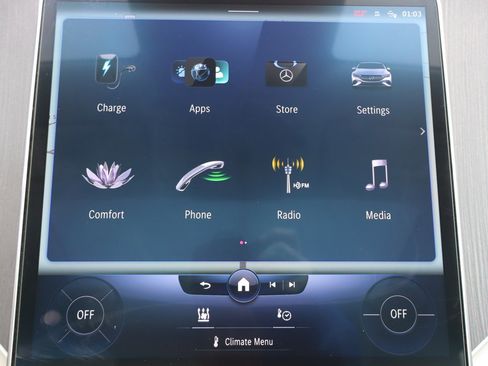 Used 2023 Mercedes-Benz EQE AMG 4MATIC Sedan image 13