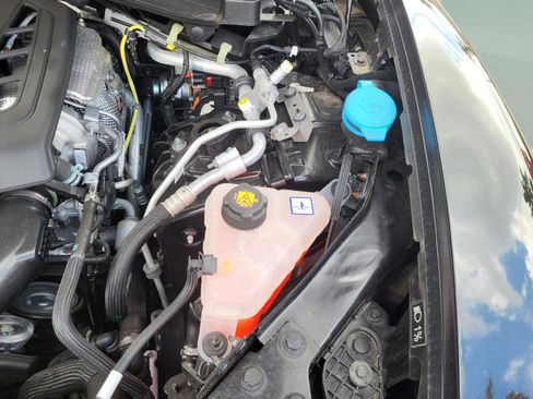 New 2025 Alfa Romeo Stelvio Sprint AWD/4WD image 29