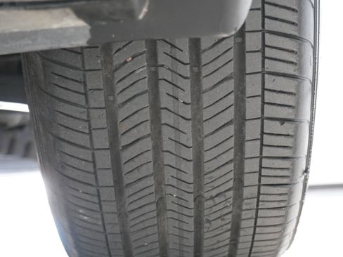 Used 2021 Toyota Highlander Limited image 34