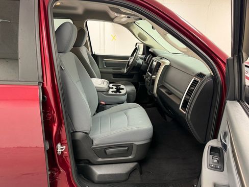 Used 2017 RAM 1500 Classic SLT image 8