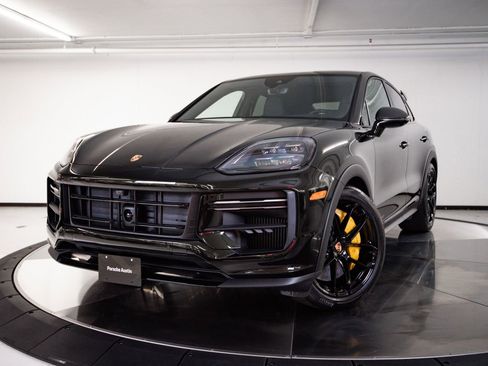 Certified 2025 Porsche Cayenne Turbo GT AWD/4WD image 1