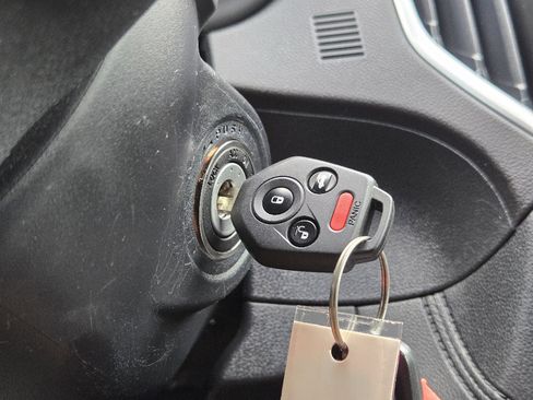 Used 2019 Subaru Crosstrek 2.0i Premium w/ Eyesight System image 24