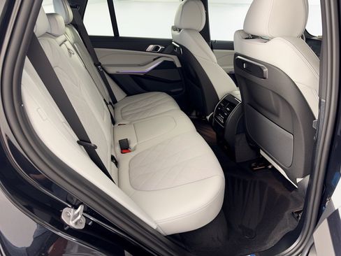 Used 2026 BMW X5 sDrive40i RWD image 29