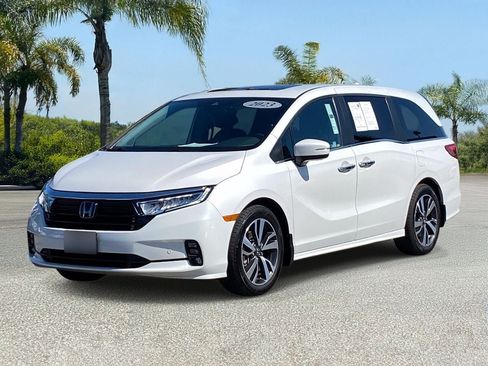 Used 2023 Honda Odyssey Touring image 1