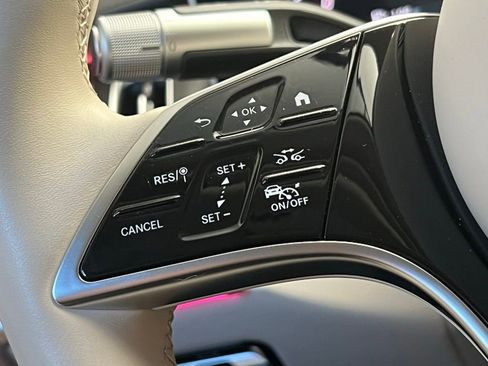 Used 2024 Mercedes-Benz S 580 S 580 image 8