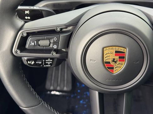 Used 2022 Porsche Taycan 4S image 22