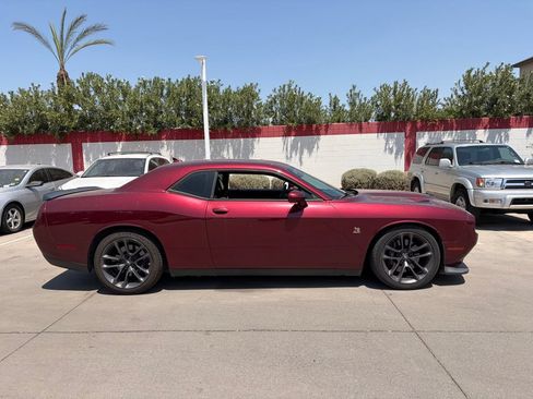 Used 2022 Dodge Challenger R/T Scat Pack w/ Plus Package RWD image 3