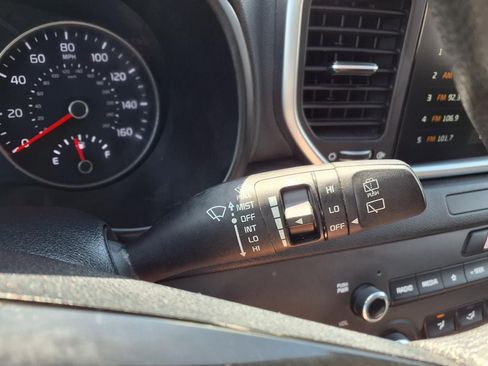 Used 2022 Kia Sportage LX FWD image 21