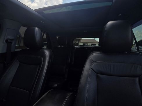 Used 2020 Ford Explorer Limited RWD image 23