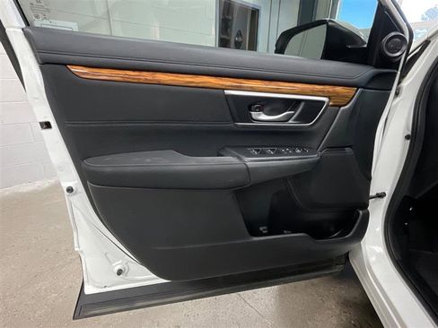 Used 2017 Honda CR-V EX image 10