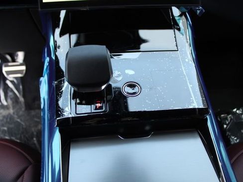 New 2026 Land Rover Range Rover Sport Dynamic SE image 13