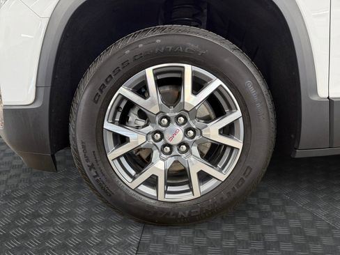 Used 2023 GMC Acadia SLT w/ Preferred Package AWD/4WD image 34