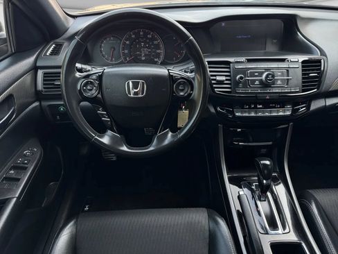 Used 2016 Honda Accord Sport image 24