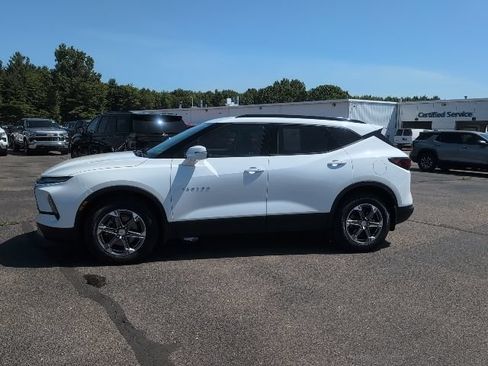Used 2024 Chevrolet Blazer LT w/ LPO, Floor Liner Package AWD/4WD image 3