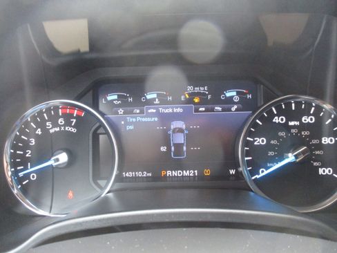 Used 2017 Ford F250 Lariat w/ Lariat Value Package image 27