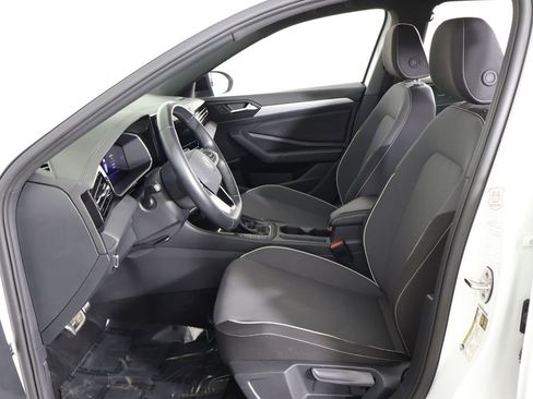 Used 2025 Volkswagen Jetta Sport FWD image 30