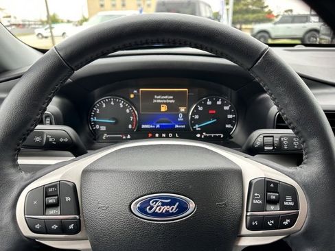 Used 2023 Ford Explorer XLT w/ Equipment Group 202A image 24