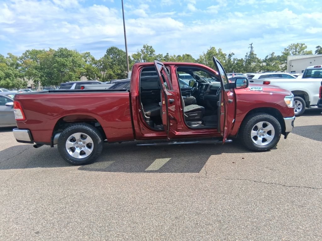 Used 2023 RAM 1500 Big Horn AWD/4WD image 17