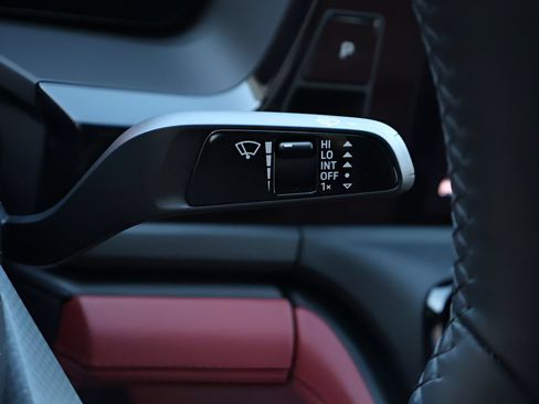 Certified 2025 Porsche Panamera GTS AWD/4WD image 37