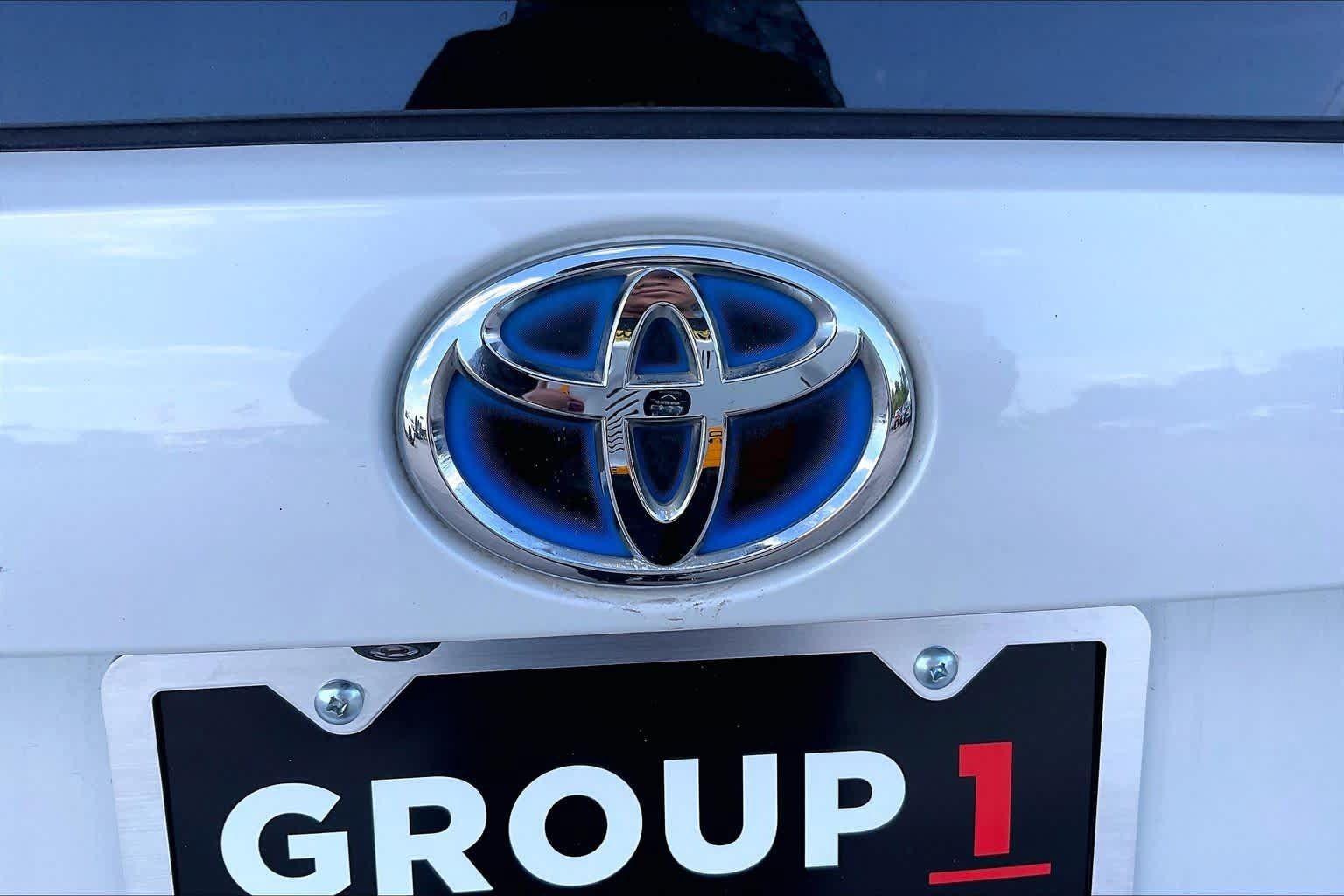 Used 2016 Toyota Prius Two FWD image 30